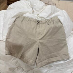 chubbies Khaki Beige 5.5" Inseam Regular Fit Shorts